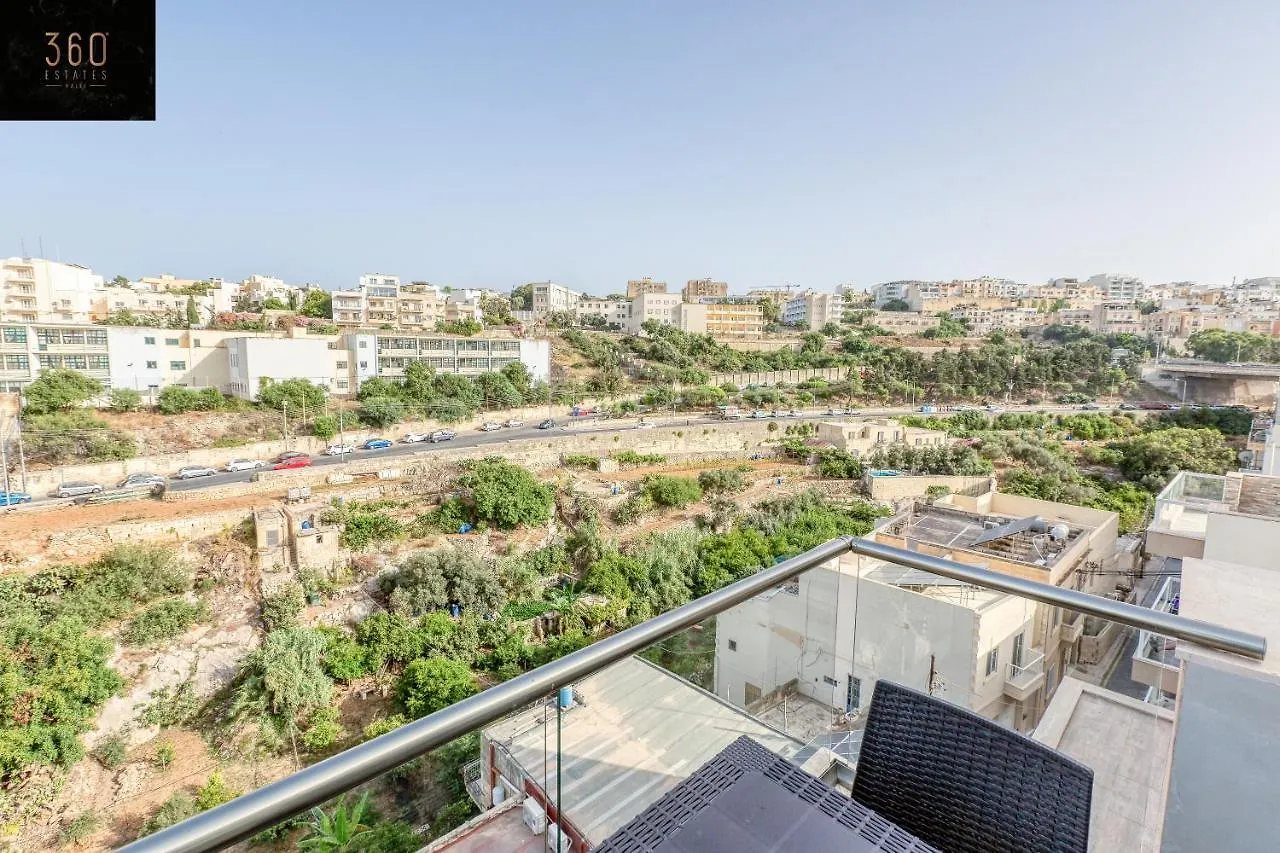Beautiful, Spacious Apt With Bbq & Private Terrace By 360 Estates St. Julian's Lägenhet